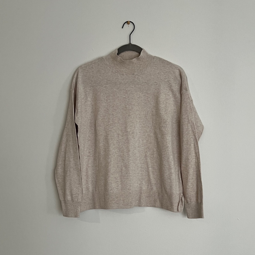 Old Navy mockneck sweater - size M